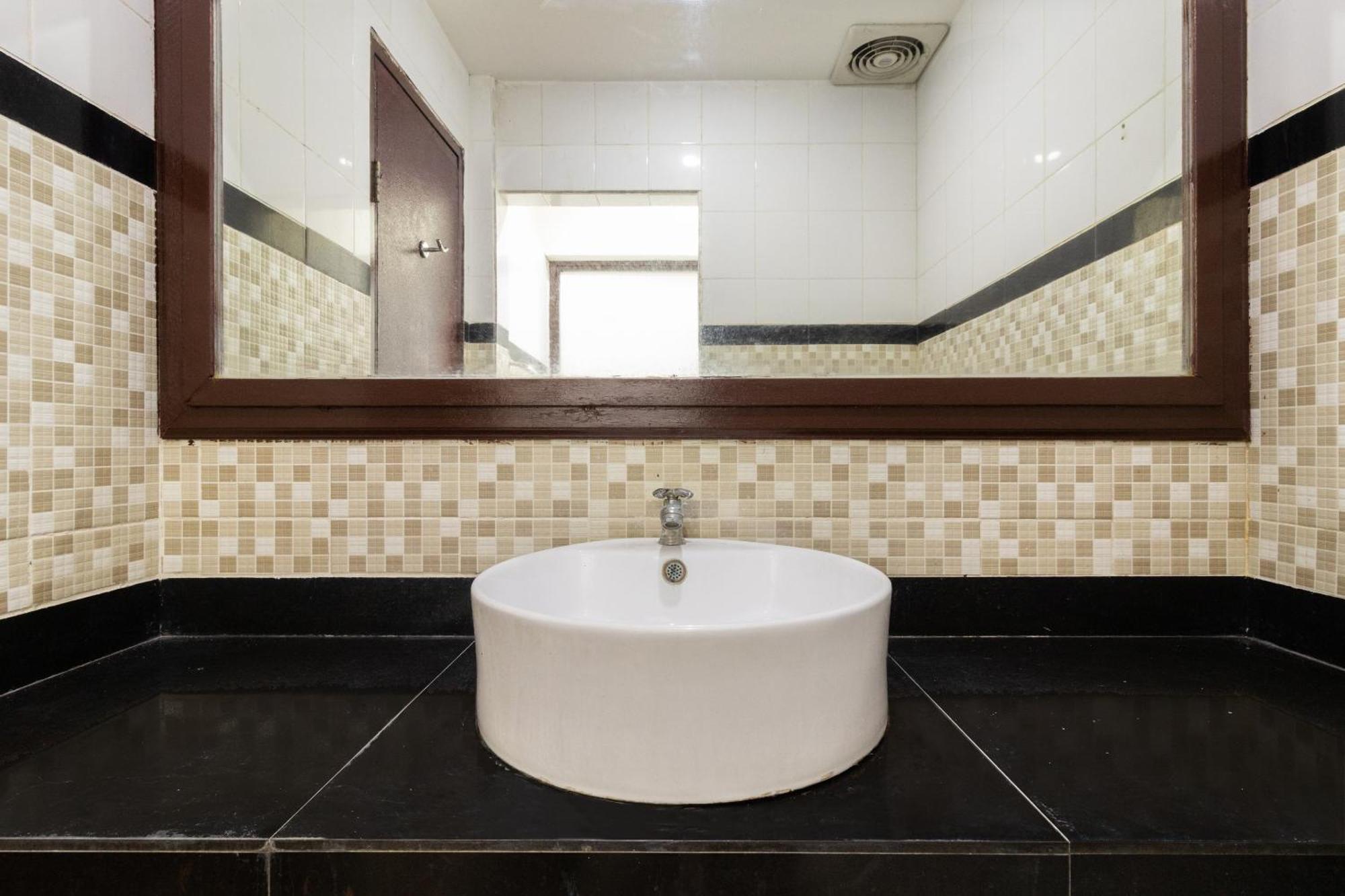Flagship 2688 Guntur Hotel デンパサール エクステリア 写真